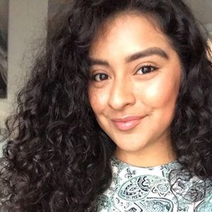 Meet your Posher, Alexandra